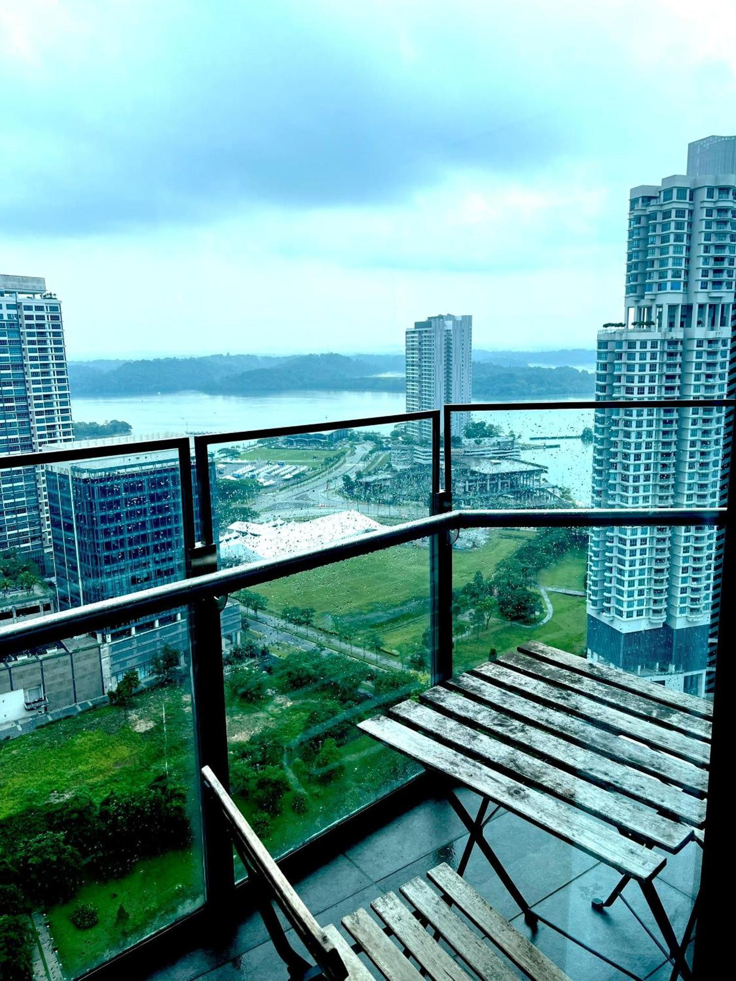Almas Puteri Harbour Nusajaya Suite Room Exclusive Room 5 Min To Legoaland By Homespace Exterior foto